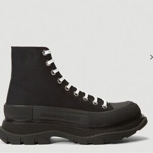 New in Box Never Worn Alexander McQueen Boots From Bloomingdales Sold out